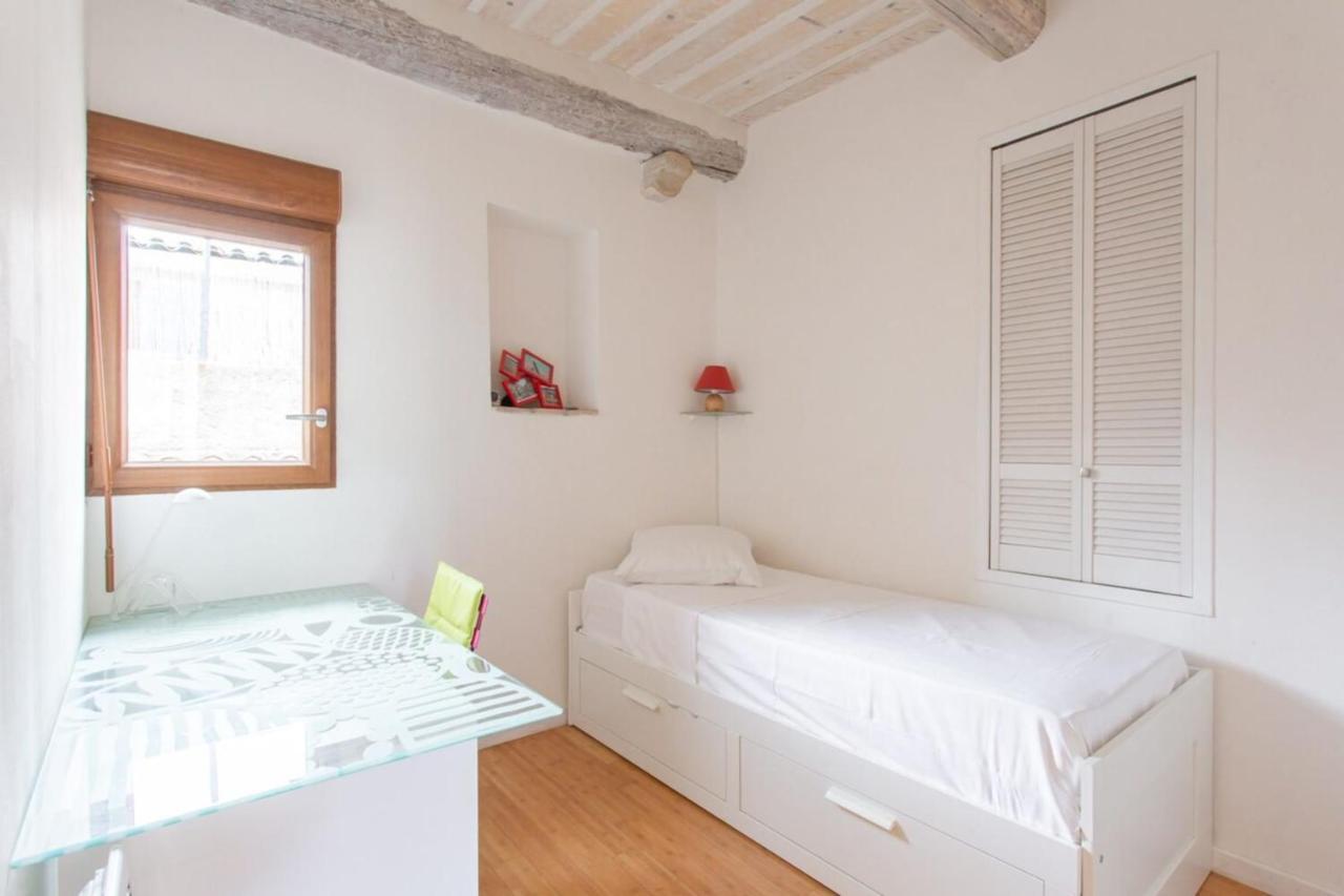 2-Star Apartment Close To Beaches And All Amenities Antibes Exterior photo